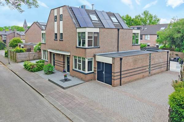 Woning Andries van Altenalaan 52 Hooglanderveen