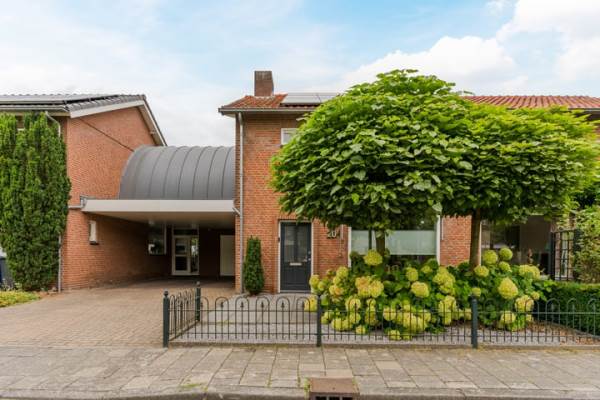 Woning Van Ruusbroecstraat 20A Nuenen