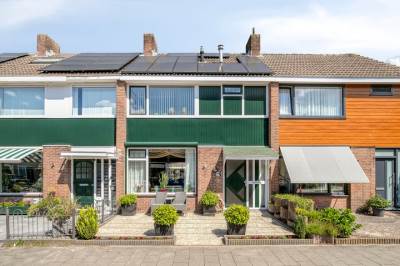 Woning Iepenstraat 4 Roelofarendsveen