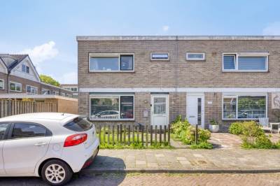 Woning Larixlaan 2 Zwanenburg