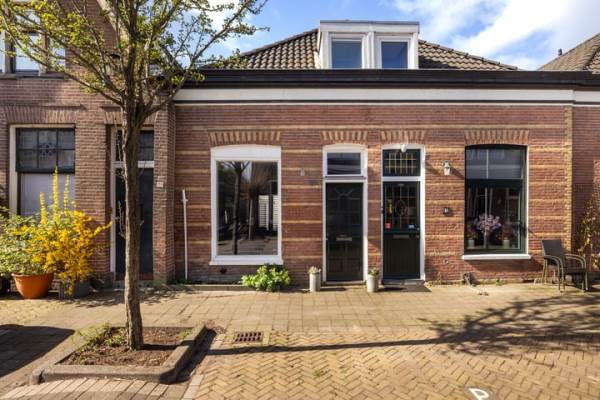 Woning Eigenhaard 49 Dordrecht