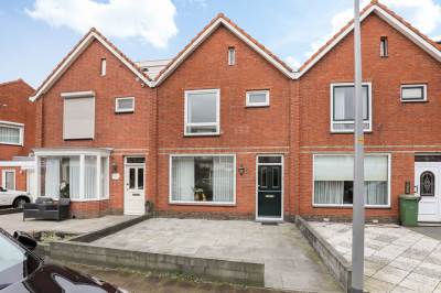 Woning Burgemeester van Baarstraat 39 Volendam