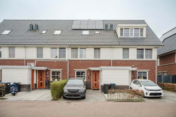 Woning Arend Braatlaan 5 Hekelingen