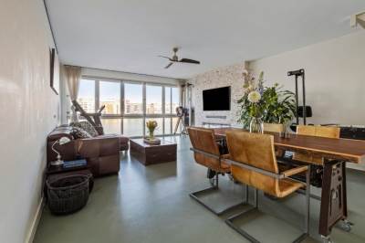 Woning Veemkade 246 Amsterdam