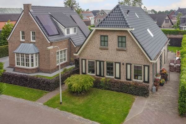 Woning Weidelint 62 Nijeveen
