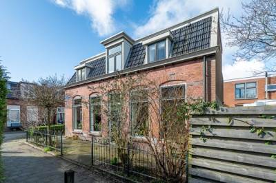Woning Anjelierstraat 1 Leeuwarden