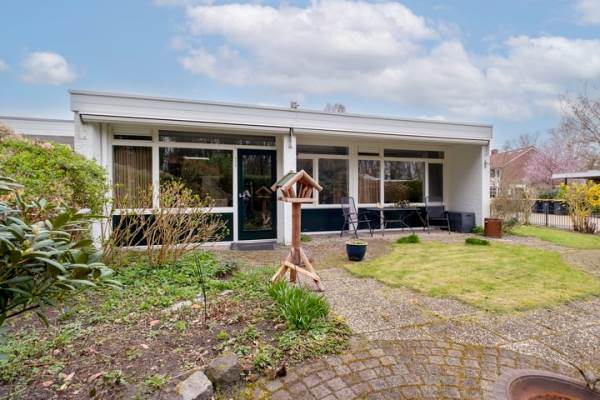 Woning van der Waalspad 11 Assen