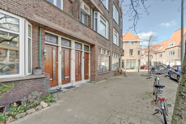 Woning Van Ostadelaan 73A2 Schiedam