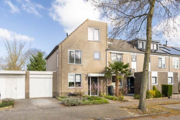 Woning Bergmolen 24 Alphen aan den Rijn
