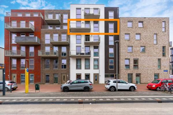 Woning Homerusplein 104 Almere