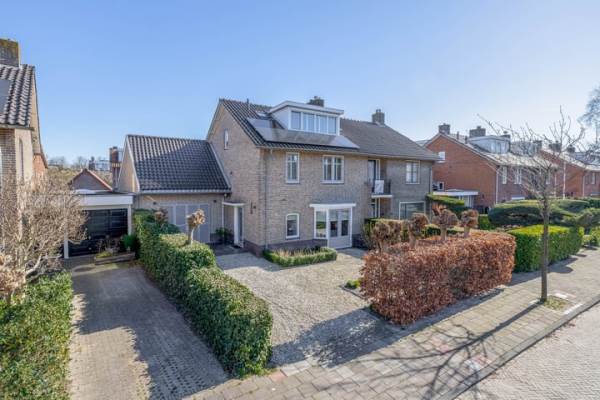 Woning Parkietstraat 18 Badhoevedorp