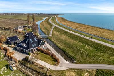 Woning Zuiderdijk 36 Wijdenes
