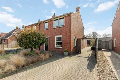 Woning Pastoor Eshuisstraat 5 Harbrinkhoek