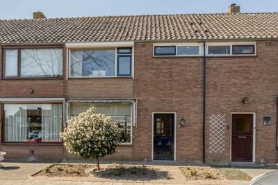 Woning Meidoornstraat 10 Oud-Beijerland