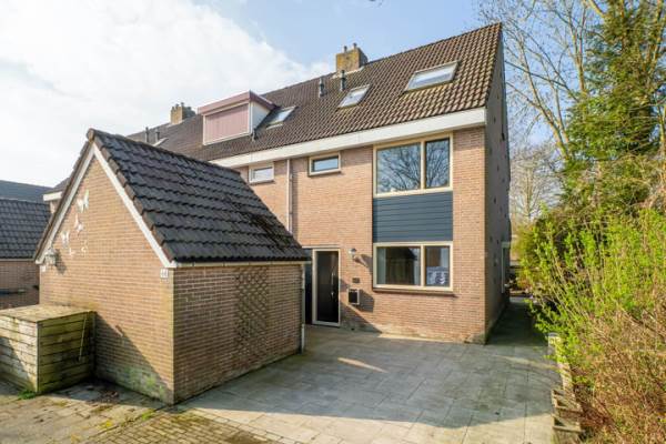 Woning Hoogewoud 66 Zwaag