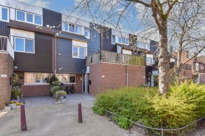 Woning Albert Rousselstraat 110 Den Haag