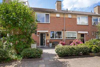 Woning Kerkstraat 137 Nieuw-Vennep