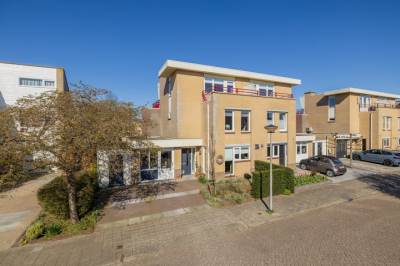Woning Waardenburg 41 Hillegom