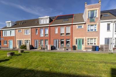 Woning Freyjaplantsoen 120 Almere