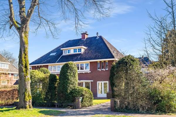 Woning Rembrandtlaan 38 Naarden