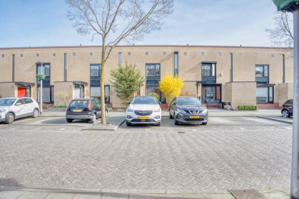 Woning Machteld Sandelijnslaan 27 Hendrik-Ido-Ambacht