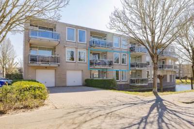 Woning Darwinplantsoen 40 Lisse