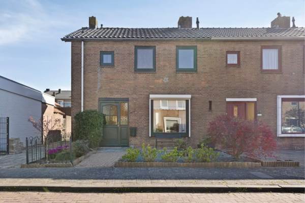 Woning Van Kinsbergenstraat 16 Alphen aan den Rijn
