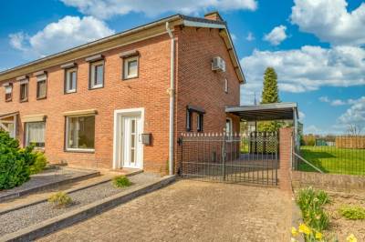 Woning Burg Strijkersstraat 18 Urmond