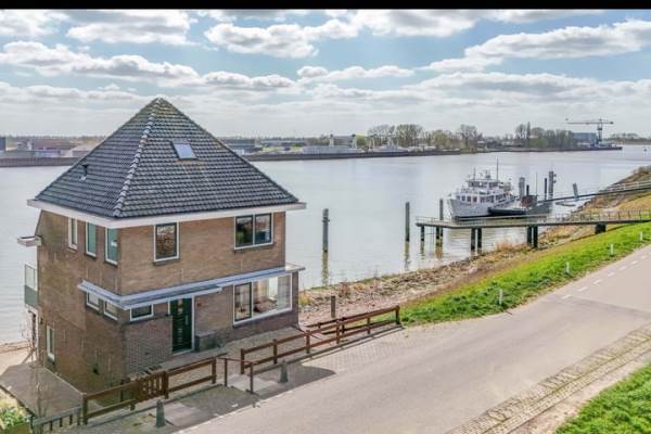 Woning Lekdijk-West 16 Schoonhoven