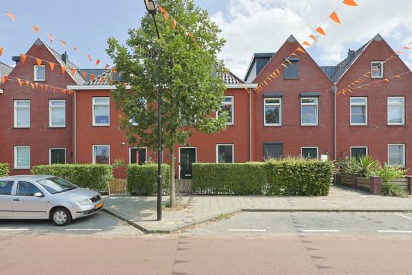 Woning van Riemsdijklaan 131 Beverwijk