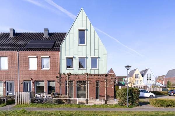 Woning Heemraad 55 Zwaag