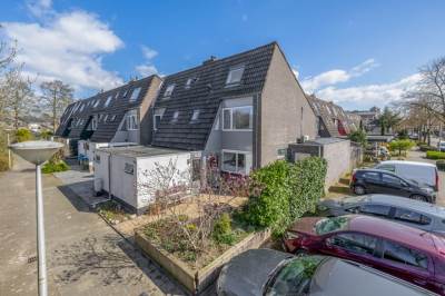 Woning Meidoornplantsoen 71 Lisse
