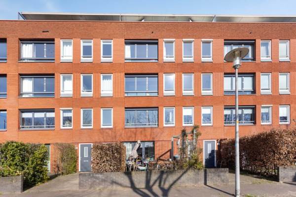 Woning Burgemeester Jhr. Quarles van Uffordlaan 495 Apeldoorn