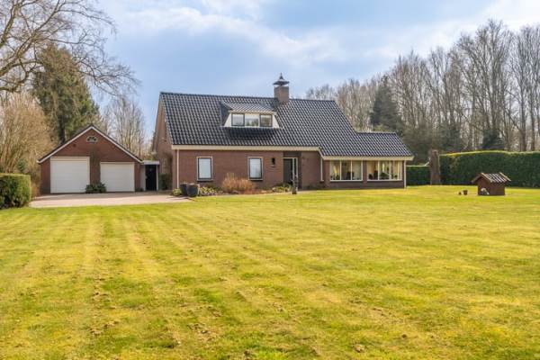 Woning Lutjeloosterweg 11 Blijham