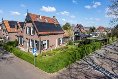 Woning Louis Bouwmeesterplein 2 Middelharnis