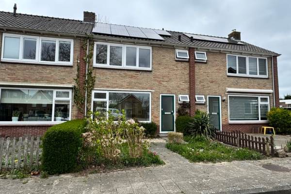 Woning Pastoor Suidgeeststraat 42 Venhuizen