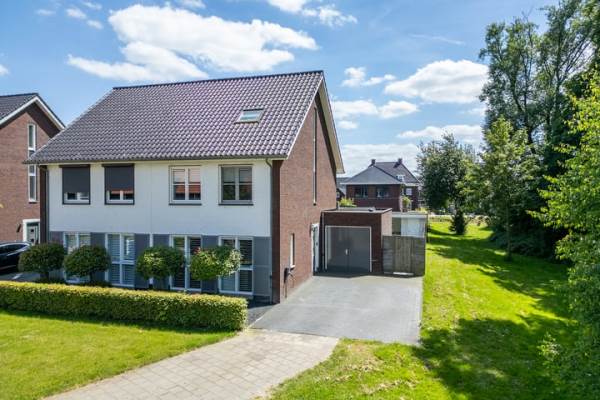 Woning Bietenveld 11 Beneden-Leeuwen