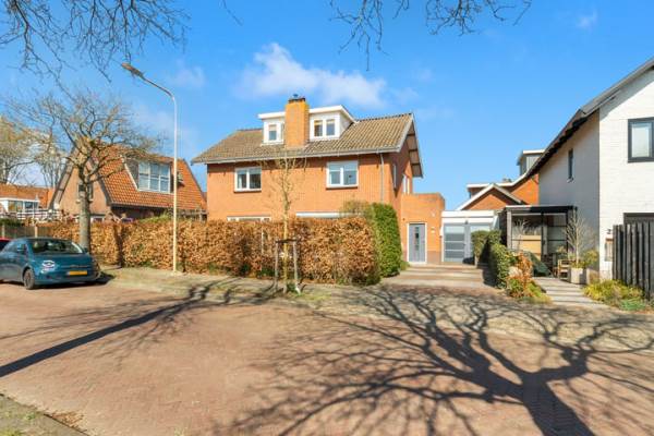 Woning Dr. Leenaersstraat 25 Castricum