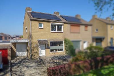 Woning Burg Maenenstraat 57 Elsloo (LI)