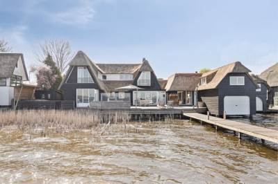 Woning Nieuw-Loosdrechtsedijk 260 Loosdrecht