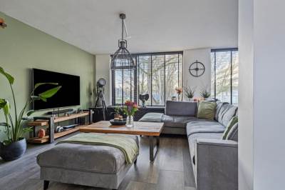 Woning Kruisnetlaan 323 Hoogvliet Rotterdam