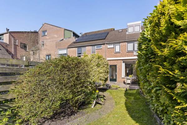 Woning Koolmeeslaan 4 Voorschoten
