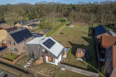 Woning Kerkweg 19 Maria Hoop