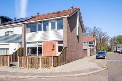 Woning Debussystraat 1 Almelo