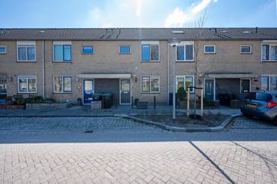 Woning Ravelplantsoen 76 Almere