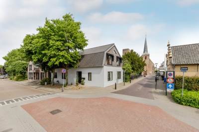 Woning Nieuwestraat 2 Strijen