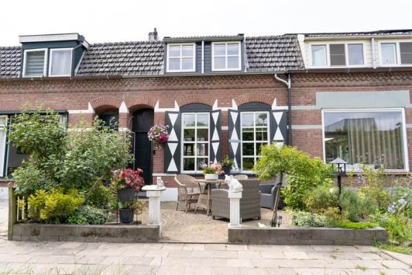 Woning Wilhelminastraat 45 Hellevoetsluis