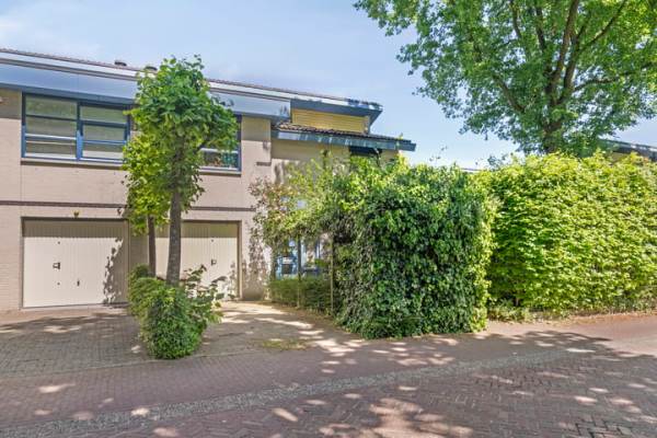 Woning Pastoor Pieckweg 22 Hoogland