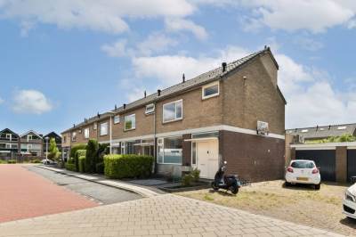 Woning Van der Veenstraat 11 Reeuwijk