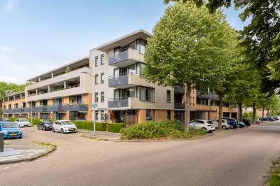 Woning Henriëtte Roland Holstlaan 53 Hoofddorp